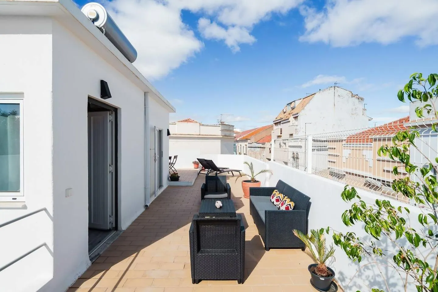 Spacious Stylish Apartment Portimao